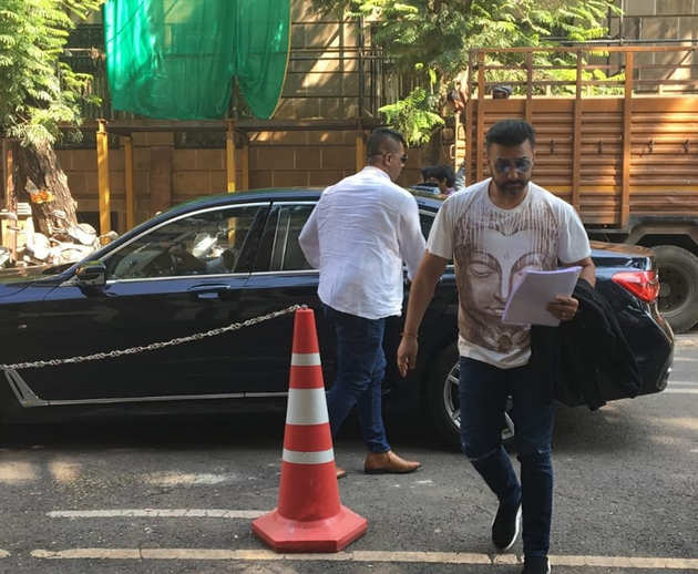 News Updates: Businessman Raj Kundra arrested by Mumbai Police in pornography case