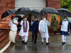 **EDS: RPT CORRECTS BYLINE** New Delhi: Prime Minister Narendra Modi arrives to ...