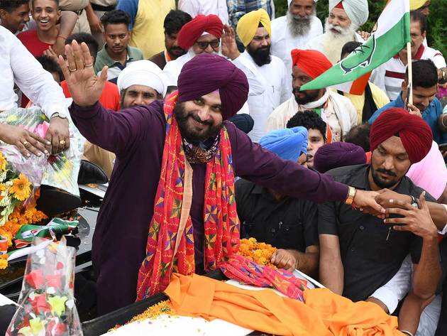 Latest News Updates: Newly-appointed Punjab Congress chief Navjot Singh Sidhu will take charge on July 23