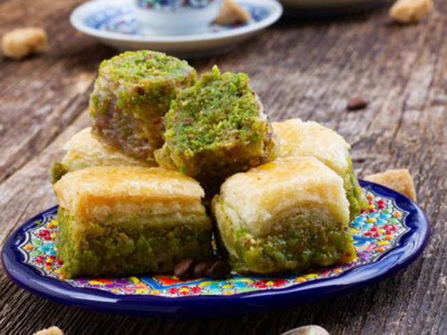 With this ?Baklava? recipe, you will be known as the star chef at home.