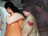 Kanimozhi leaves from Patiala House court