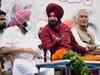 Navjot Singh Sidhu bats on front foot at photo-op with CM Amarinder