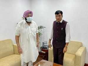 Amarinder meets Health minister