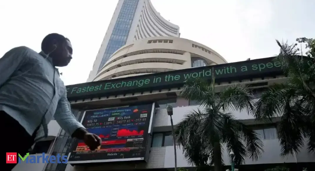 Sensex gains in early trade, Nifty reclaims 16,300; VIP jumps 6%, Lupin drops 3% - Vimarsana News