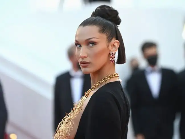 Top model Bella Hadid says she was 'embarrassed' of her red carpet look at  Cannes 2016 - The Economic Times