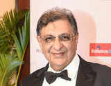 Mix Covid vaccines only if the second dose of the same jab not available: Serum Chairman Cyrus Poonawalla