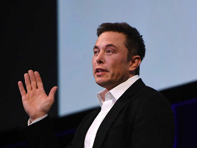 This is not the first time the SpaceX CEO has complained about an Apple product.