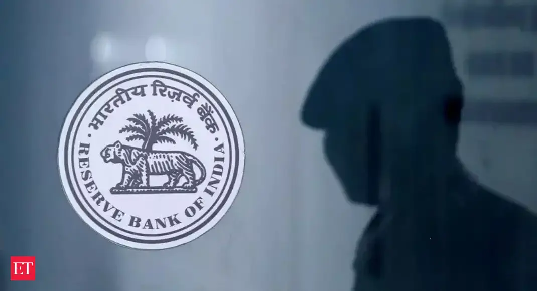 rbi: RBI against dropping card storage clause in new rules for making payments online - Vimarsana News