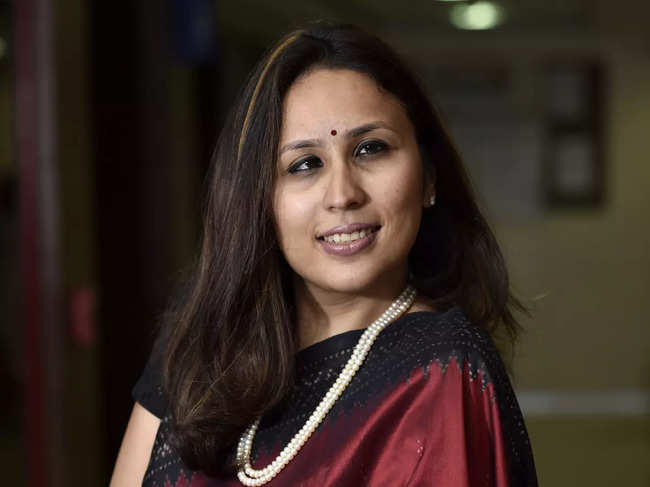 Radhika Gupta (Image- www.isb.edu)