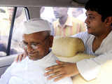 Anna Hazare after speaking on the Jan Lokpal bill