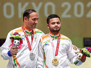 Tokyo Paralympics: India joins President, Prime Minister in congratulating shooters Manish Narwal and Singhraj Adhana