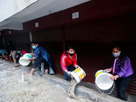 Clearing water