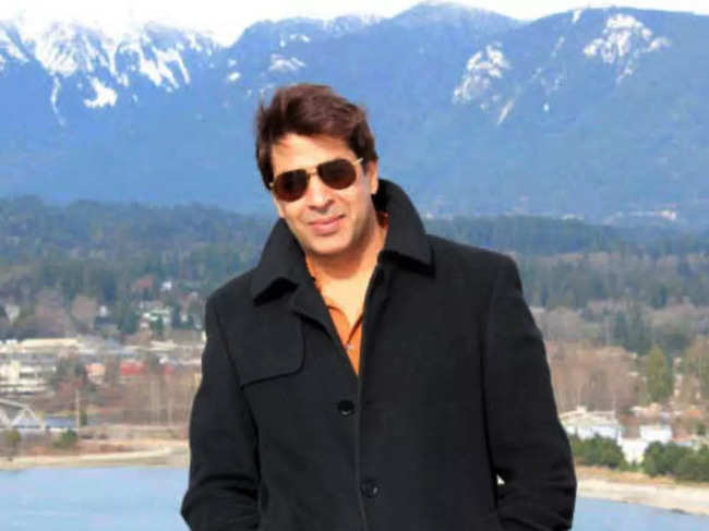 ​Earlier, Police had registered a case against Rajat Bedi under sections 279 and 338 of IPC. ​