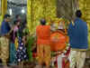 Ganesh Chaturthi: Morning 'aarti' and prayers being offered at Shri Ganesh Mandir Tekdi in Nagpur