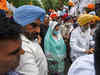 SAD takes out protest march against farm laws in Delhi; Sukhbir, Harsimrat, others detained