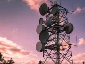 Telecom reforms package credit-positive for Airtel, Jio : Moody's