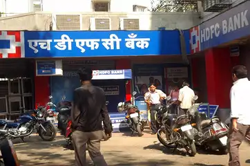 HDFC Bank inks pact with Paytm to ramp up credit card issuance