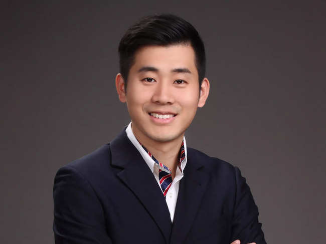 Karbon Card cofounder and CEO Pei-fu Hsieh
