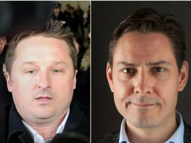 ​2 Canadians released by China