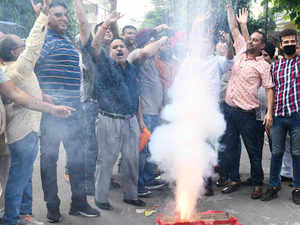 CBI report on use of toxic chemicals in firecrackers very serious, violation of court's orders: SC