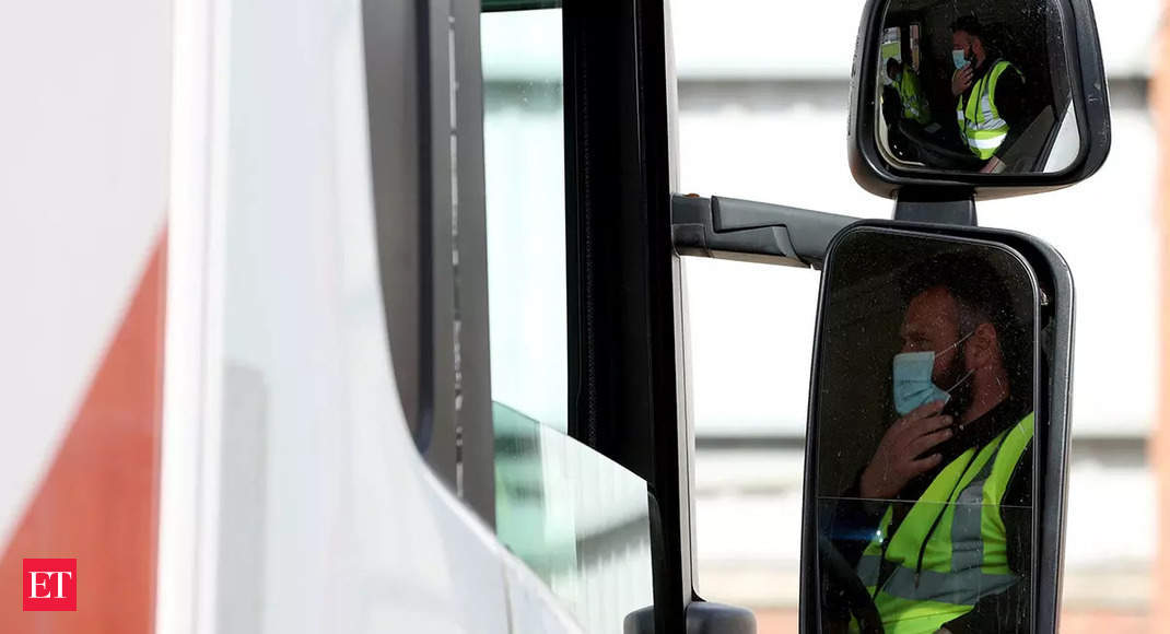 Gas shortages awaken Britain to some crucial workers: Truck drivers thumbnail