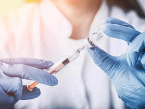 Flu shot and COVID-19 vaccine: Should you space them out?