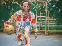 Ranveer Singh NBA: NBA All-Star Celebrity Game 2023: Ranveer Singh shares  court with Marvel star Simu Liu, meets Ben Affleck - The Economic Times