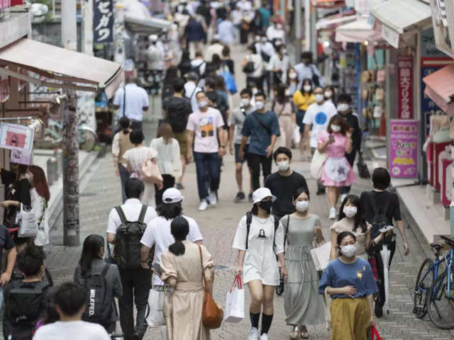 ​Typhoon winds in Tokyo