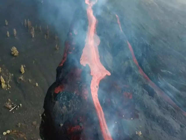 ​New river of lava