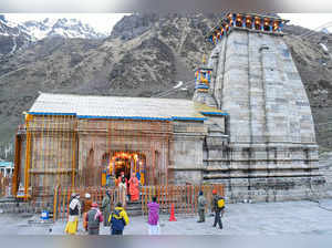 Kedarnath: Portals of Kedarnath Temple opens in Rudraprayag district at Kedarnat...