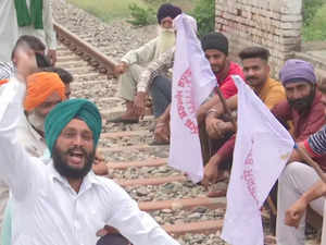 Uttar Pradesh on alert for farmers' 'rail roko' protest