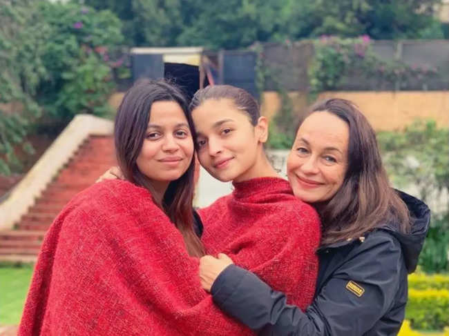 Alia​ and ​Shaheen posted throwback pictures of Soni Razdan.