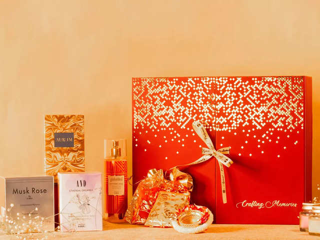 Diwali Gifts hamper: This Diwali, impress your boss with stylish briefcase,  desk organiser & coffee hamper - The Economic Times