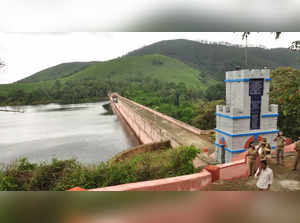 Tamil Nadu engineers raised Mullaperiyar dam shutters: Duraimurugan