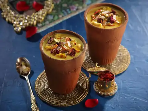 Kesar Lassi