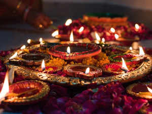 Diwali 2021: Puja Vidhi, Lakshmi Puja Shubh Muhurat, Mantra, and all you need to know