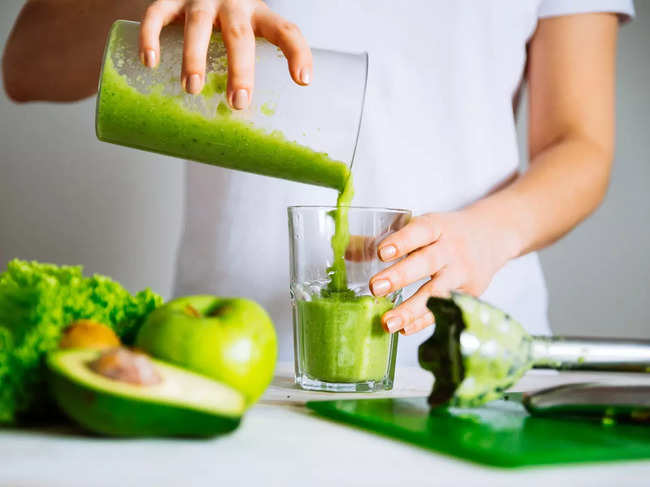 ​Green juice is packed with a lot of nutrients and is wonderful for the skin, hair, and gut health.​