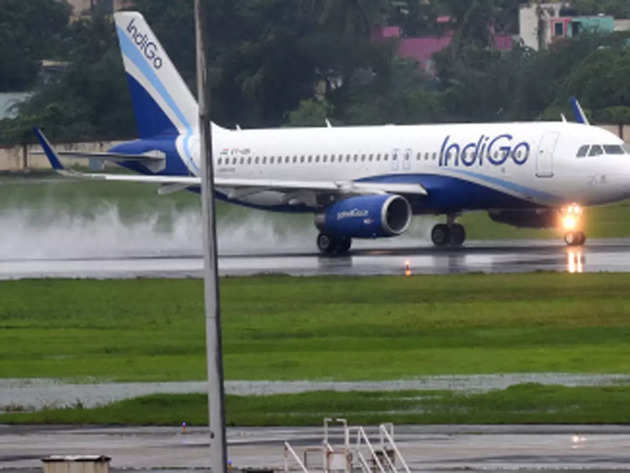Chennai Rains News Updates: Rain red alert withdrawn for Chennai, flight arrivals resume