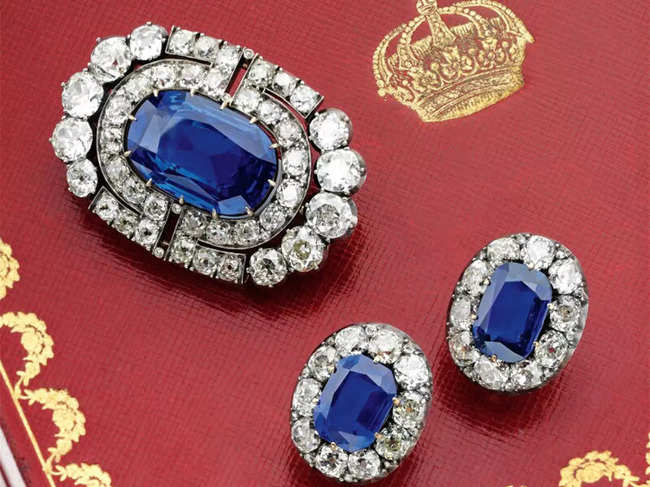 During the Russian revolution, Maria Pavlovna, who had a legendary passion for jewels, entrusted her jewellery to British diplomat Albert Henry Stopford. (Image: www.sothebys.com)