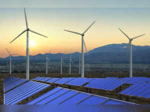 renewable-energy-green-wind-solar-810x524