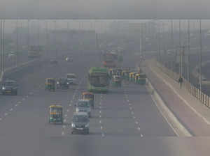 Hold emergency meet to tackle air pollution: SC to Centre, NCR states