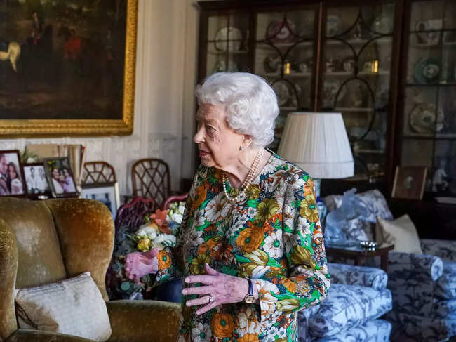 It marked the first time in nearly a month the Queen was carrying out a formal in-person engagement since she had been advised desk-based duties from her medical advisers earlier this month.