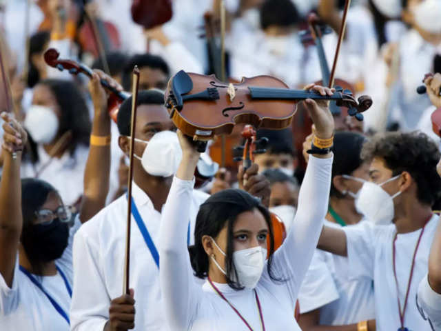 Venezuela's El Sistema Attempts 'Largest Orchestra' Guinness World Record -  Venezuelanalysis