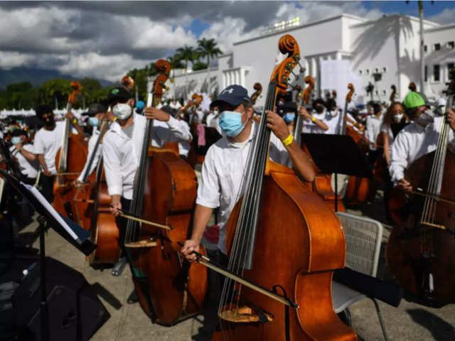 Venezuela's El Sistema Attempts 'Largest Orchestra' Guinness World Record -  Venezuelanalysis