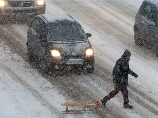 ​Strong winds overnight