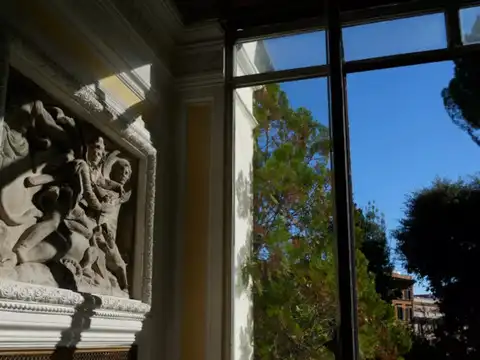 ​Asking price USD 533 million