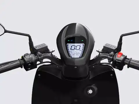 It has sensors too!