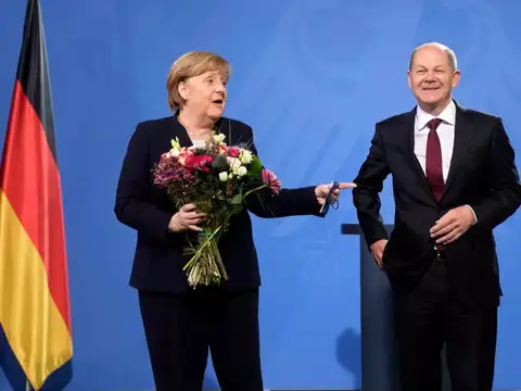 German Parliament backs him