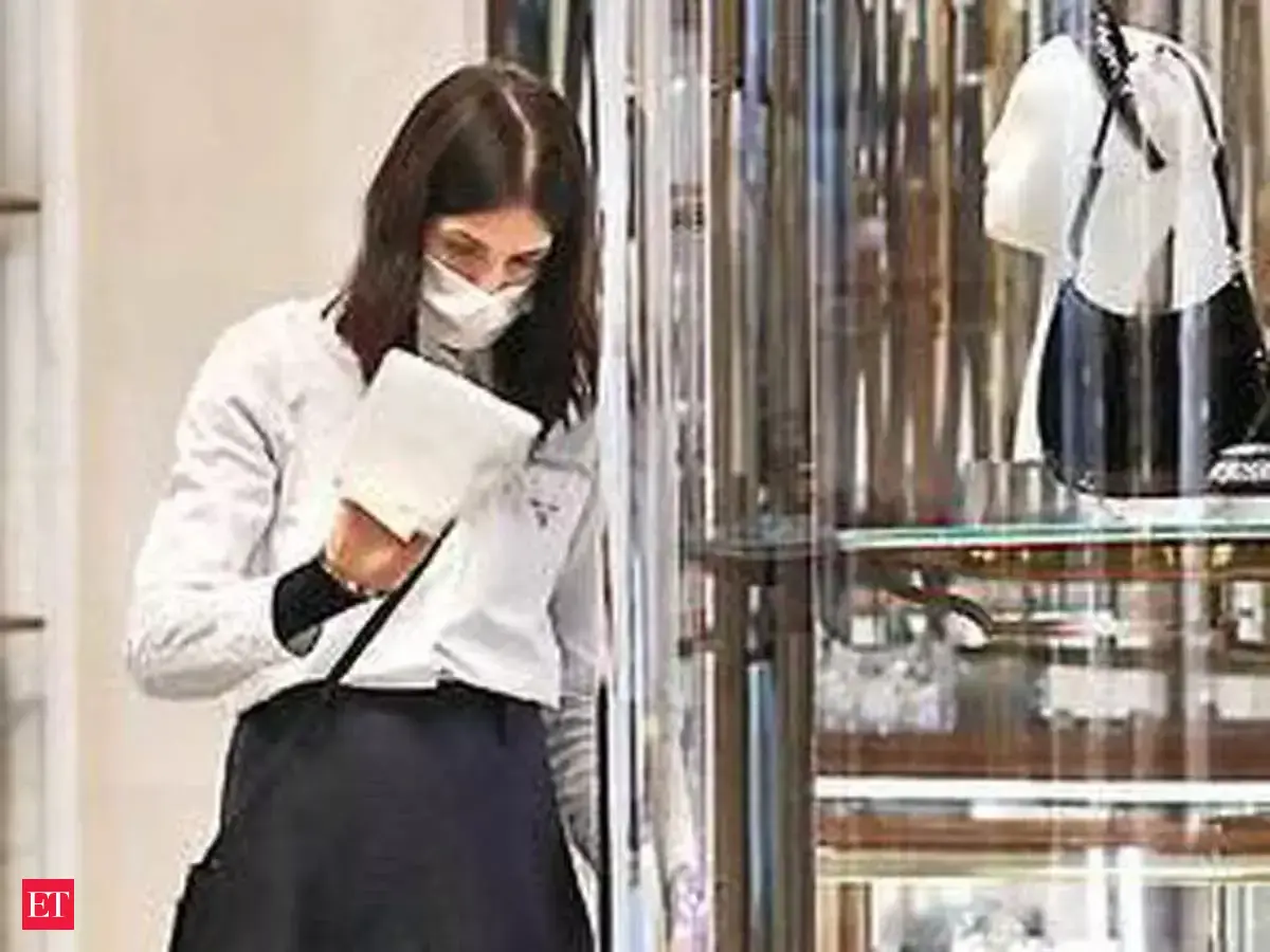 How To Win Customers And Influence Buying The Economic Times