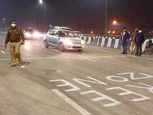 Delhi's Ghazipur border partially reopens for traffic